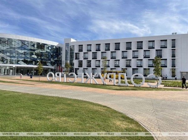 Самая большая в России школа построена с участием Беларуси