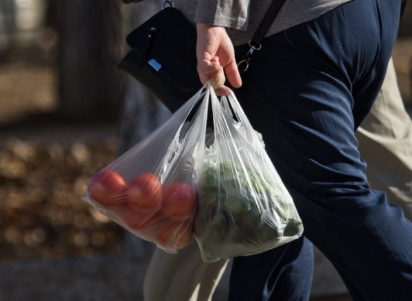 В ЕС запретят продажу одноразовых пакетов. Какие новшества планируются в сфере упаковки В ЕС запретят продажу одноразовых пакетов. Какие новшества планируются в сфере упаковки