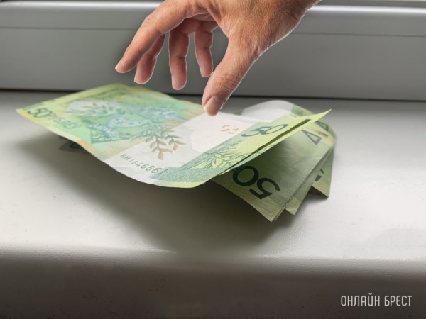 Обещают платить более 8000 рублей. Что за вакансия?