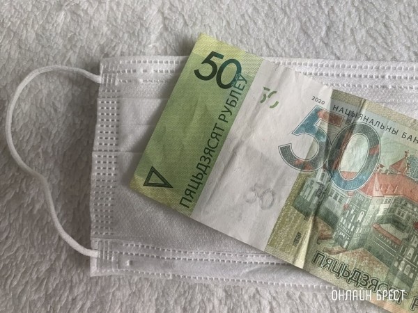 Министр здравоохранения требует увеличить зарплаты медперсоналу. Откуда возьмут деньги? Министр здравоохранения требует увеличить зарплаты медперсоналу. Откуда возьмут деньги?