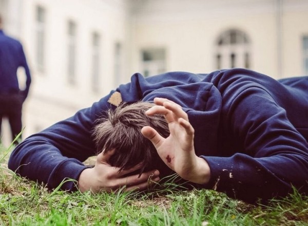 В Польше до потери сознания избили 16-летнего подростка из Беларуси В Польше до потери сознания избили 16-летнего подростка из Беларуси